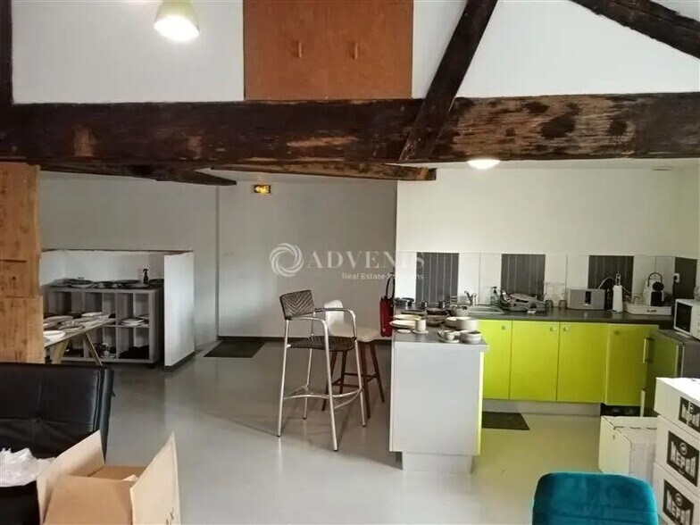 Bureau dans Cognac à louer - Photo de l’immeuble – Image 3 sur 4