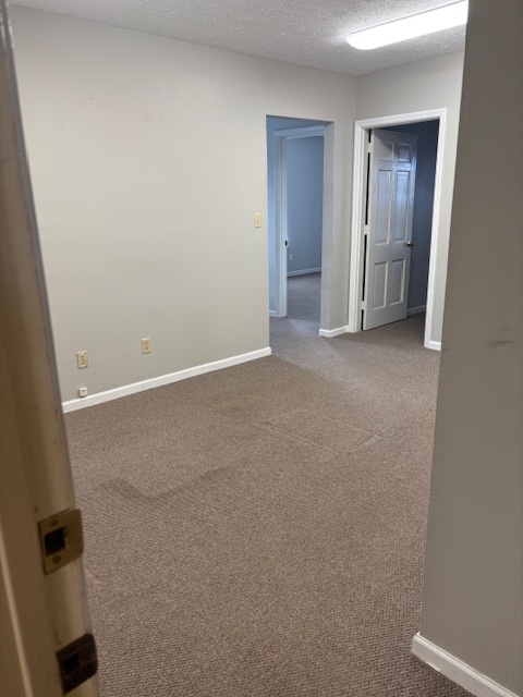 2040 Regency Rd, Lexington, KY à louer Photo intérieure– Image 1 sur 5
