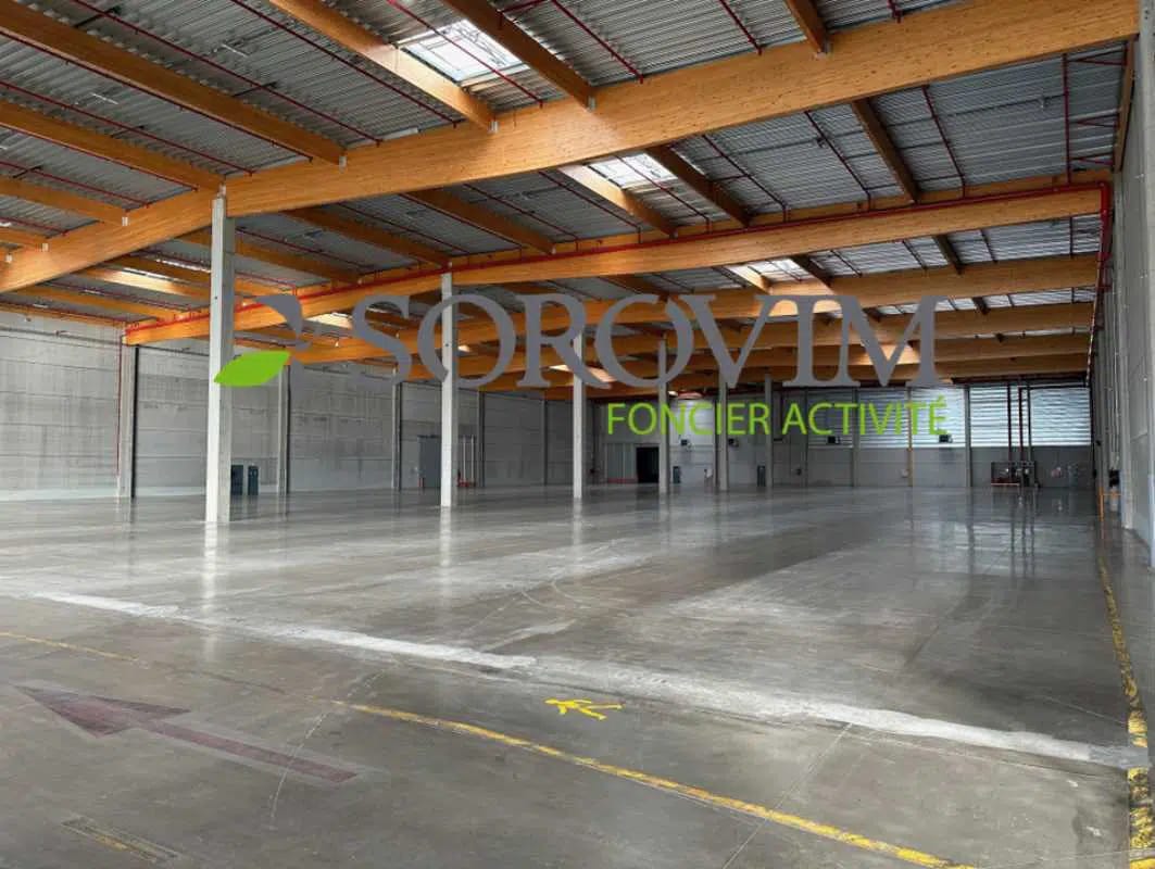 Industriel/Logistique dans SAINT-GEORGES-D'ESPERANCHE à louer Photo intérieure– Image 1 sur 12