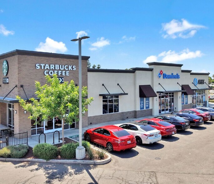 301-343 W Olive Ave, Madera, CA à louer - Photo de l’immeuble – Image 2 sur 9