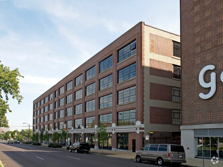 4100-4128 Forest Park Ave, Saint Louis, MO à louer - Photo de l’immeuble – Image 1 sur 2