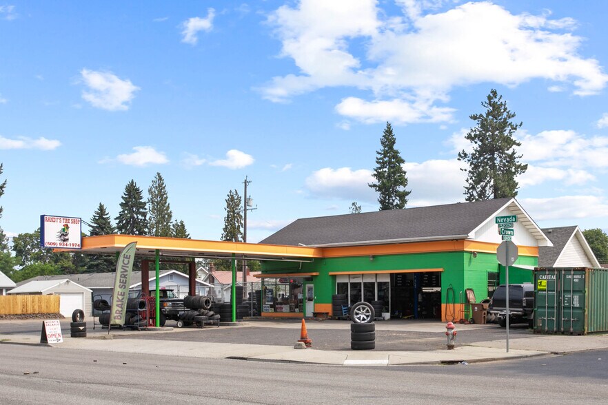 5202 N Nevada St, Spokane, WA à louer - Photo de l’immeuble – Image 3 sur 12