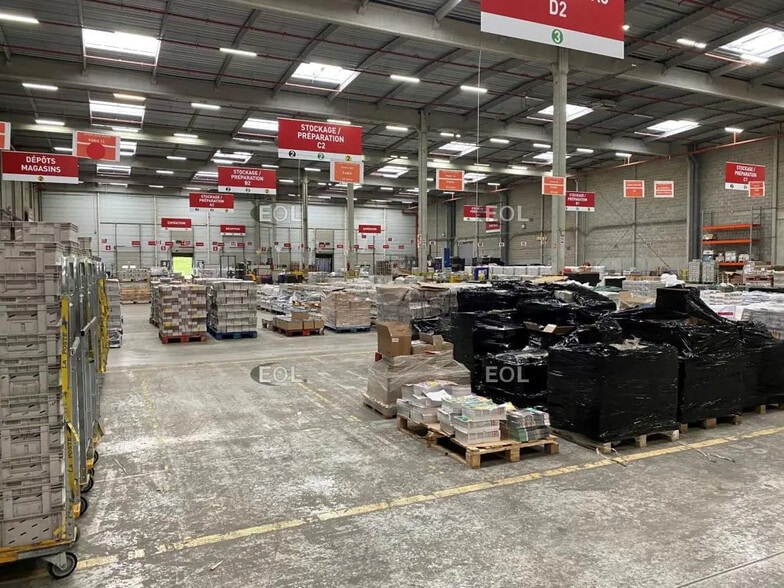 Industriel/Logistique dans Roissy-en-Brie à louer - Photo intérieure – Image 2 sur 9