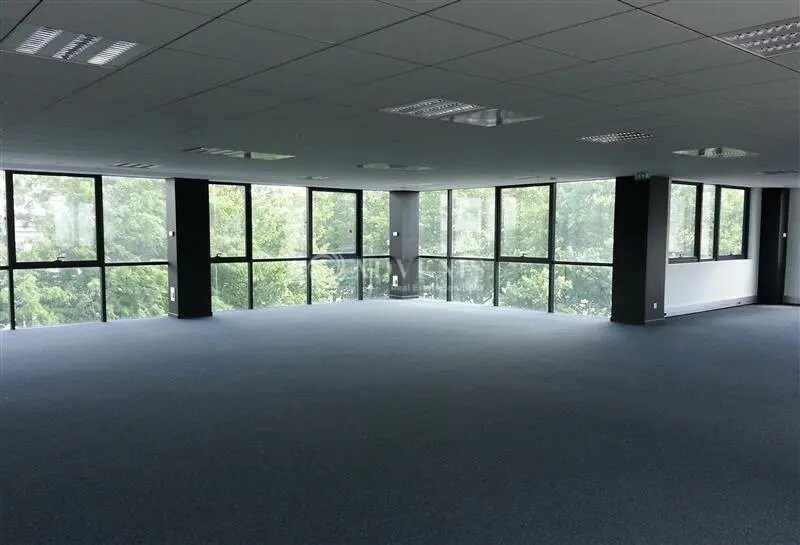 Bureau dans Chelles à vendre - Photo de l’immeuble – Image 3 sur 11