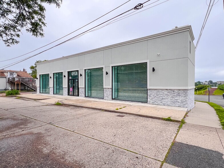 222 E Bridge St, Morrisville, PA à vendre - Photo de l’immeuble – Image 3 sur 25