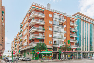 Plus de détails pour Local commercial à louer