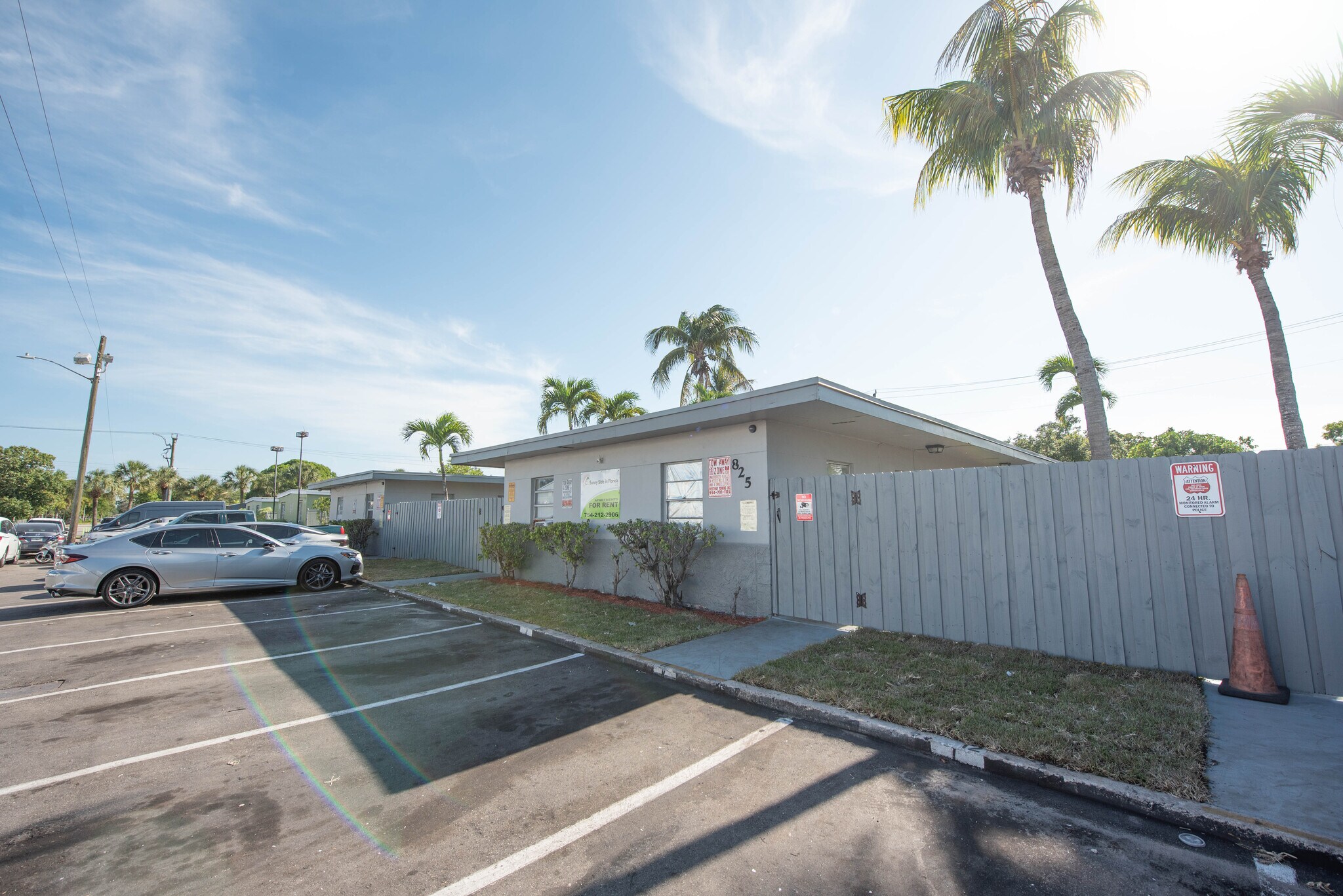 821-825 NW 10th Ter, Fort Lauderdale, FL à vendre Photo de l’immeuble– Image 1 sur 24