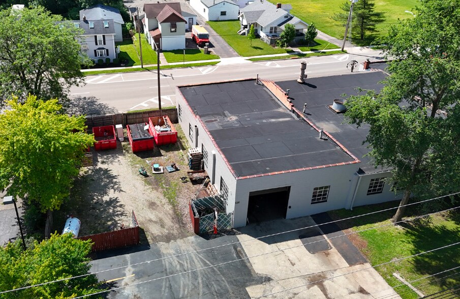 535 E Dixie Dr, Dayton, OH à louer - Photo de l’immeuble – Image 2 sur 12