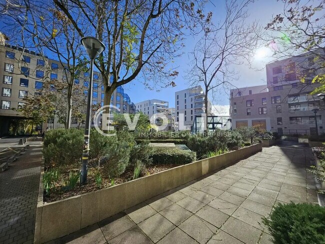 Plus de détails pour Bureau à louer