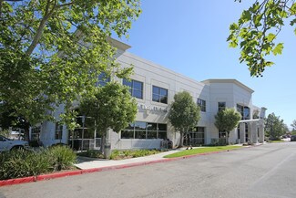 Plus de détails pour 2090 N Tustin Ave, Santa Ana, CA - Bureau/Médical à louer