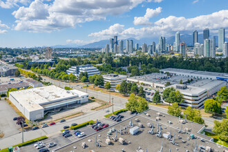 4595 Canada Way, Burnaby, BC - VUE AÉRIENNE  vue de carte