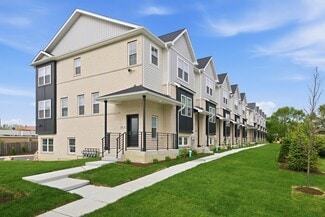 Plus de détails pour 214 N Walnut St, Bensenville, IL - Logement à vendre