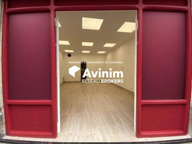 Plus de détails pour Local commercial à vendre