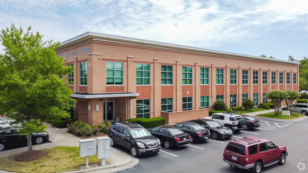 1015 Ashes Dr, Wilmington, NC à louer - Photo principale – Image 1 sur 10