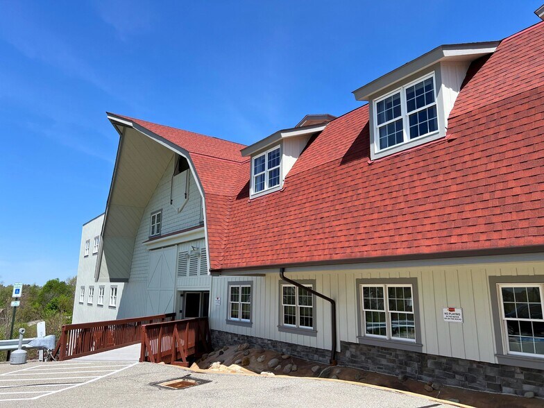 101 Bellevue Rd, Pittsburgh, PA à louer - Photo de l’immeuble – Image 2 sur 11