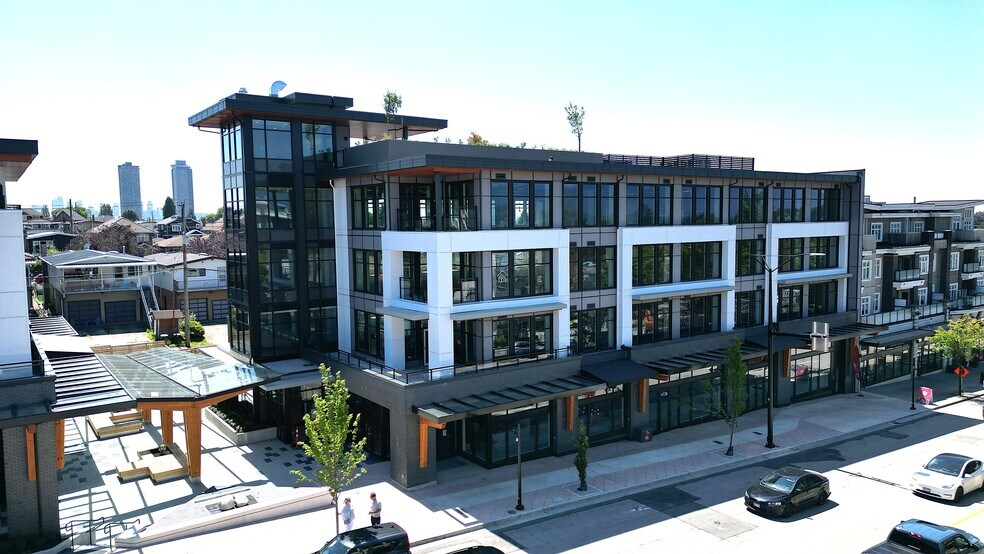 4756 Hastings St, Burnaby, BC à vendre - Photo de l’immeuble – Image 1 sur 9