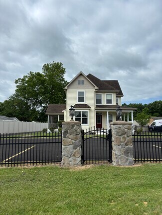 Plus de détails pour 28795 Old Village rd, Mechanicsville, MD - Bureau à louer