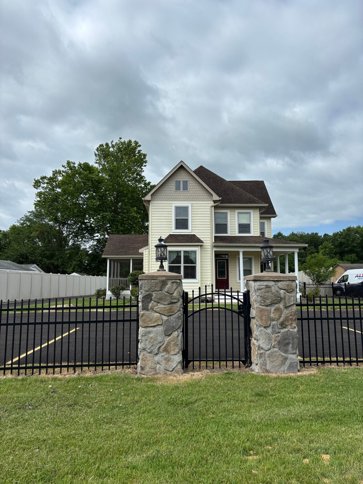 28795 Old Village rd, Mechanicsville, MD à louer Photo de l’immeuble– Image 1 sur 46
