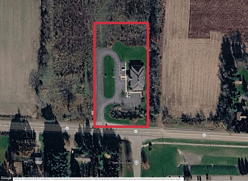 60267 Century Dr, Cassopolis, MI à vendre - Photo de l’immeuble – Image 3 sur 19