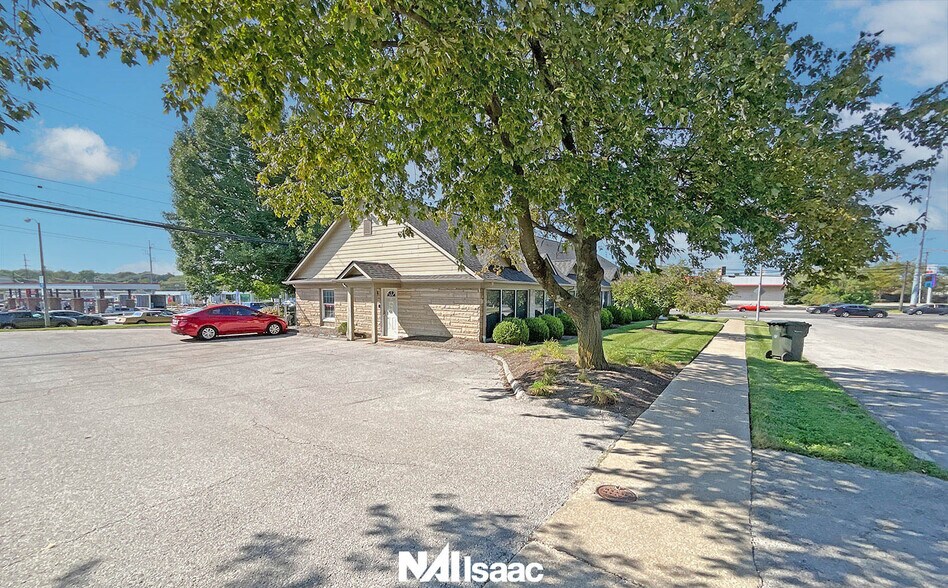 1316 Versailles Rd, Lexington, KY à vendre - Photo de l’immeuble – Image 3 sur 11