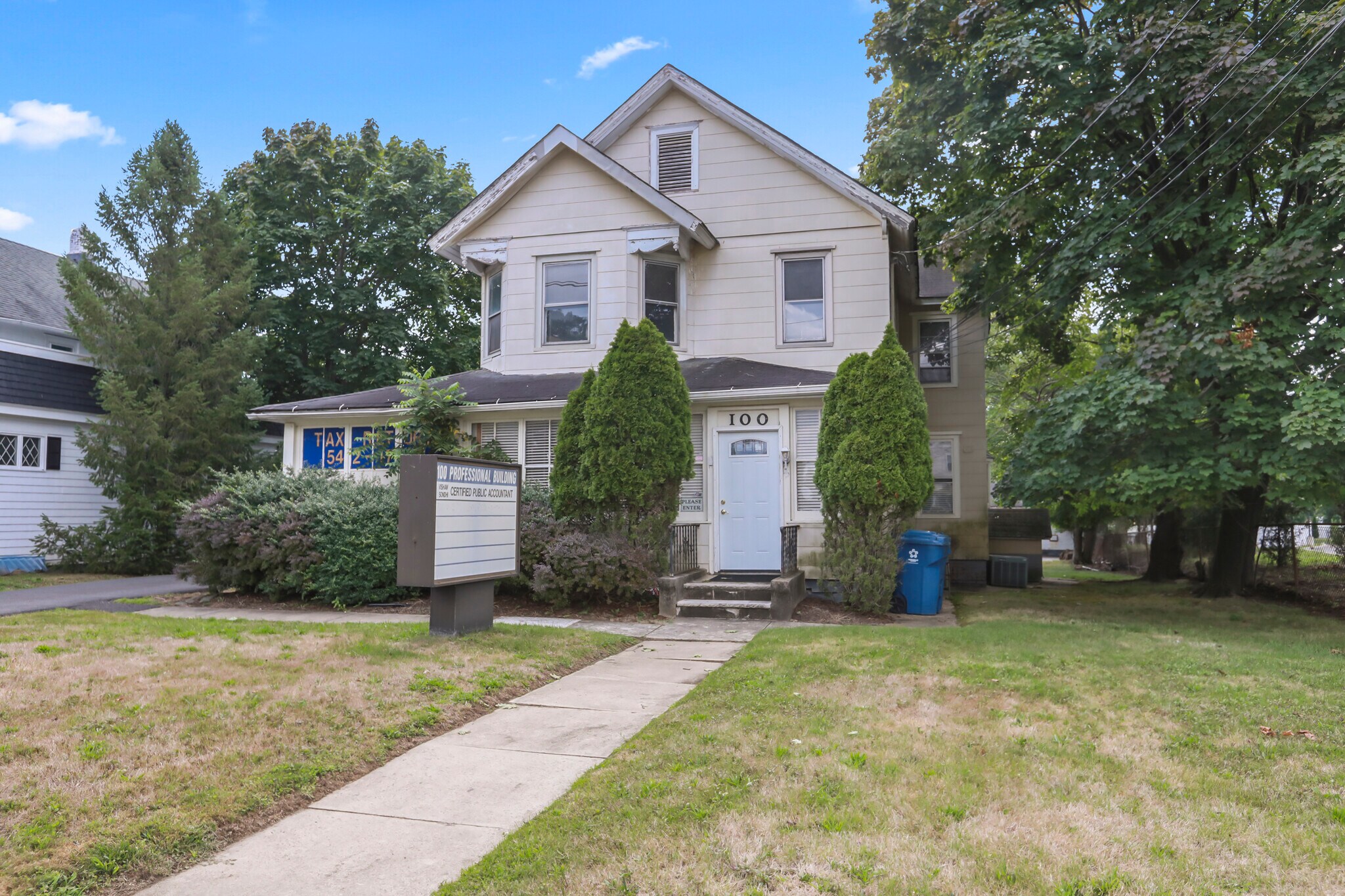 100 Broad St, Eatontown, NJ à vendre Photo de l’immeuble– Image 1 sur 19