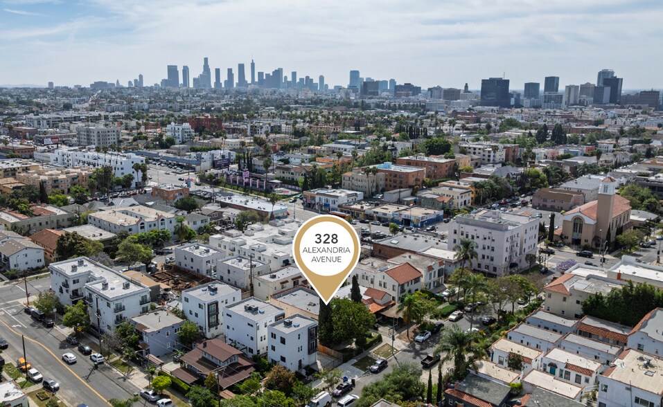 328 N Alexandria Ave, Los Angeles, CA à vendre - Photo de l’immeuble – Image 2 sur 8