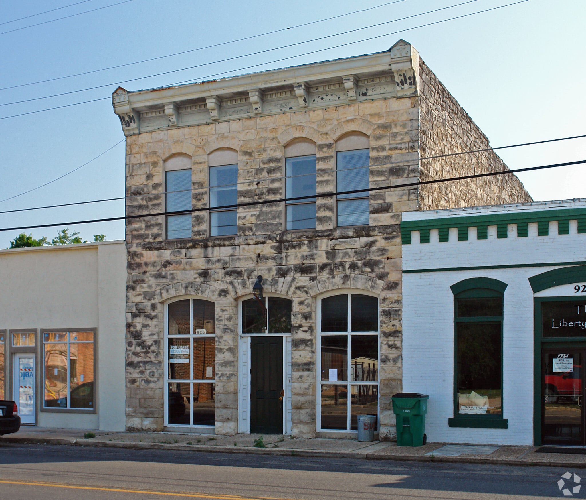 923 Tx-332-loop, Liberty Hill, TX à vendre Photo principale– Image 1 sur 42