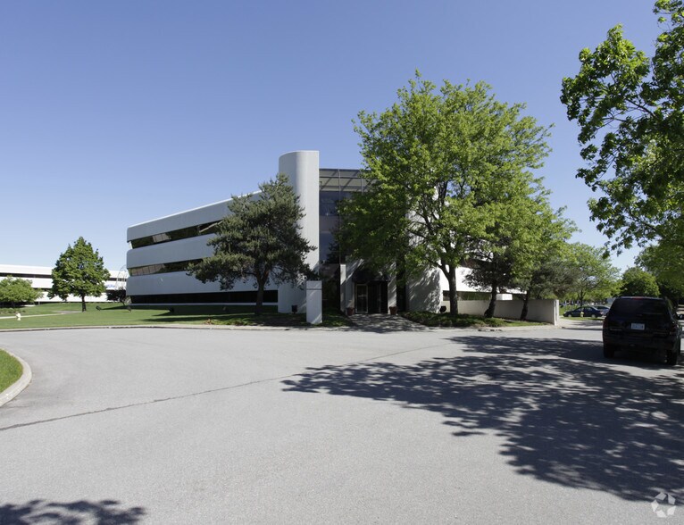 4600 Westown Pky, West Des Moines, IA à louer - Photo de l’immeuble – Image 3 sur 9