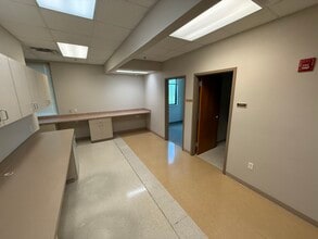 4600 SW 46th Ct, Ocala, FL à louer Photo intérieure– Image 1 sur 6