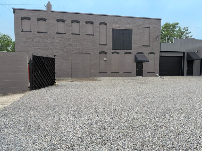 1100 W Town St, Columbus, OH à vendre - Photo de l’immeuble – Image 2 sur 36