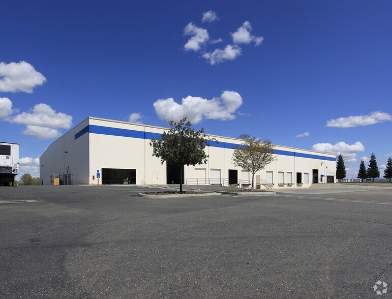4113 Gold River Ln, Stockton, CA à louer - Photo principale – Image 1 sur 3