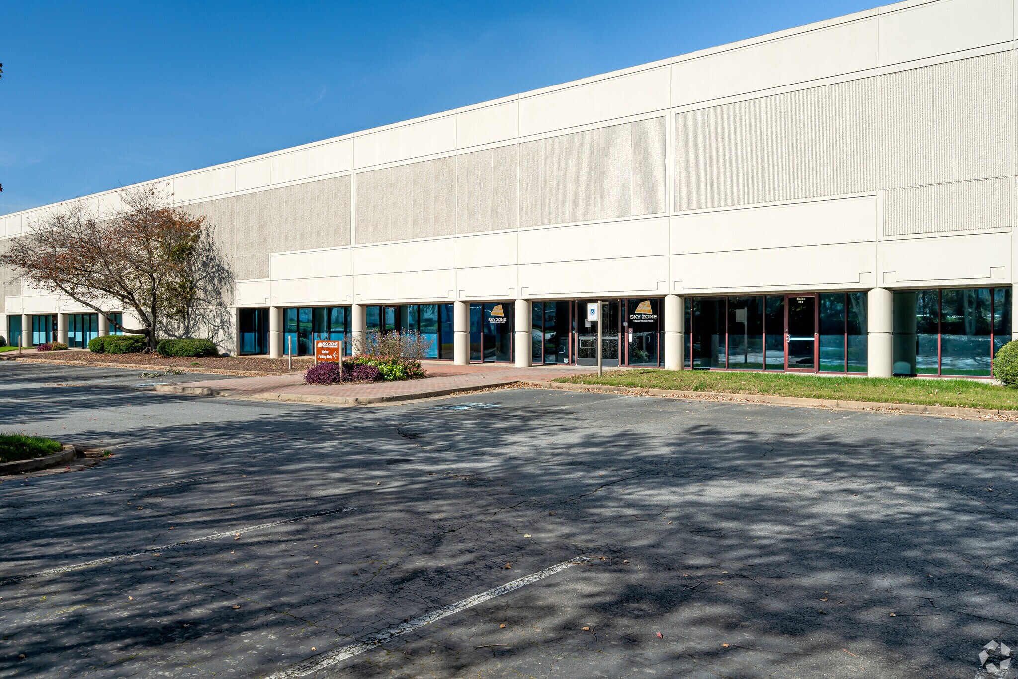 1650 Airport Rd, Kennesaw, GA à louer Photo de l’immeuble– Image 1 sur 6
