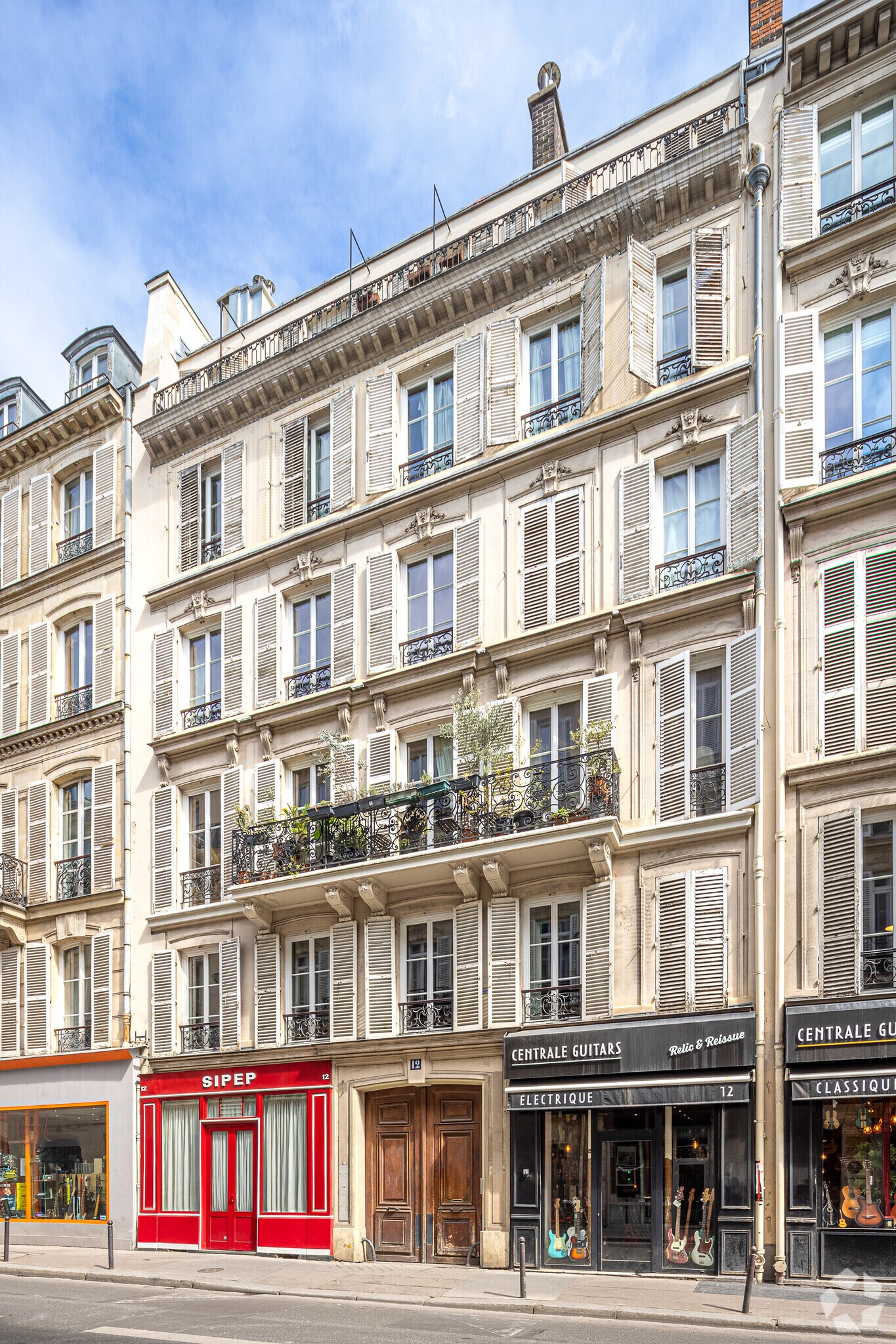 12 Rue De Douai, Paris à vendre Photo principale– Image 1 sur 1