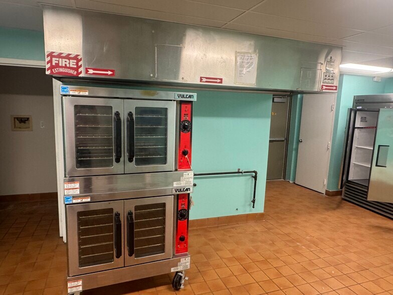 355 W Market St, West Chester, PA à louer - Photo de l’immeuble – Image 3 sur 8