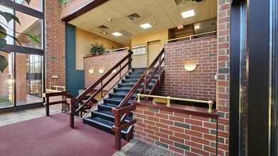 38 Pond St, Franklin, MA à louer Photo de l’immeuble– Image 2 sur 7