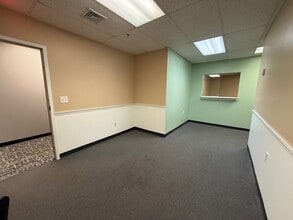 40 Dale Rd, Avon, CT à louer Photo intérieure– Image 1 sur 5