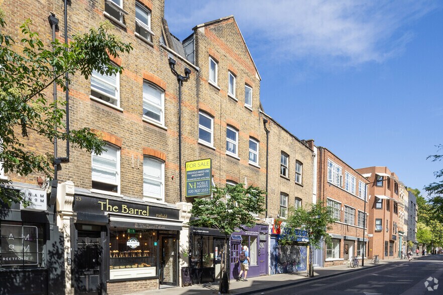 25-25A Pitfield St, Londres à vendre - Photo principale – Image 1 sur 2
