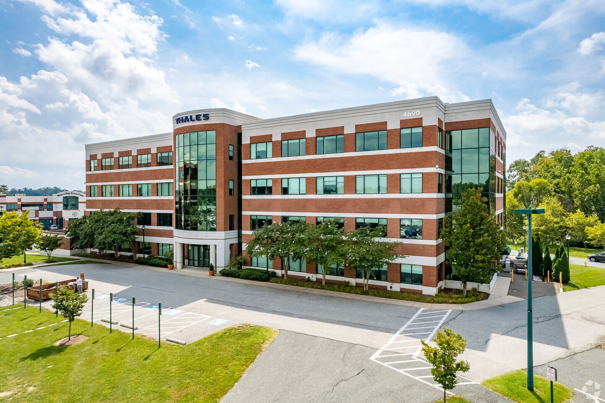 4690 Millennium Dr, Belcamp, MD à louer Photo de l’immeuble– Image 1 sur 27