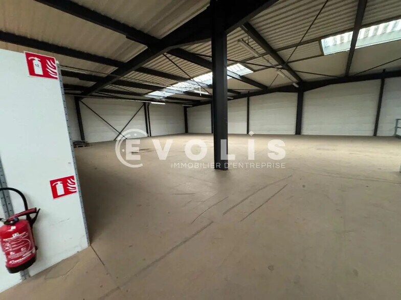 Local d'activités dans Amiens à vendre - Photo de l’immeuble – Image 2 sur 5