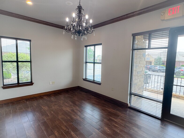 9212 N Kelley Ave, Oklahoma City, OK à louer - Photo de l’immeuble – Image 3 sur 12