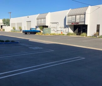 Plus de détails pour 312 Oak Pl, Brea, CA - Industriel/Logistique à louer