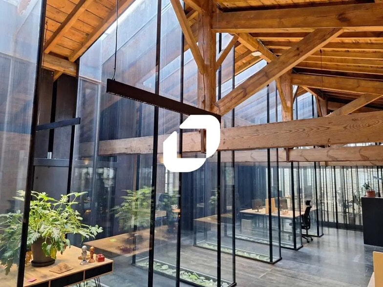 Bureau dans Bordeaux à louer - Photo intérieure – Image 1 sur 21