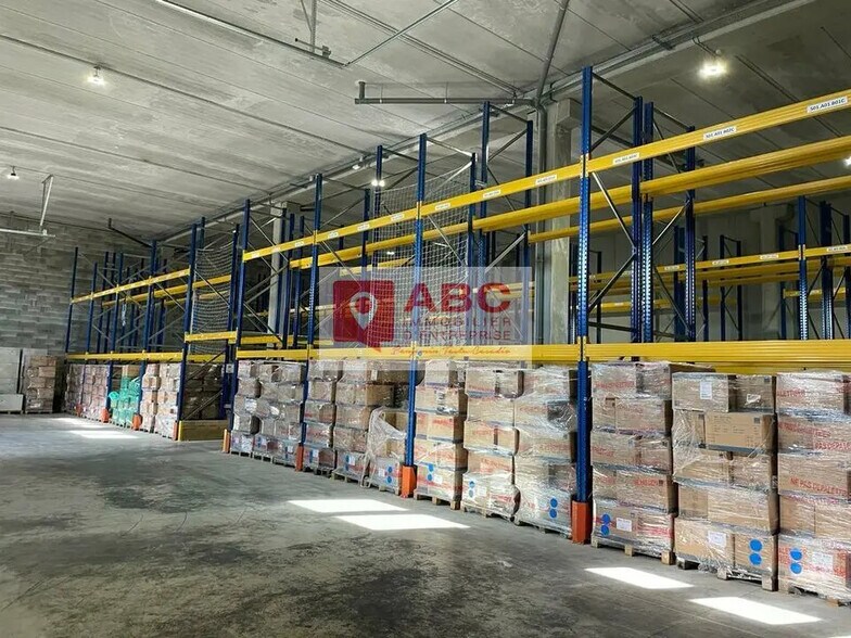 Local d’activités dans Vendargues à louer - Photo de l’immeuble – Image 2 sur 2