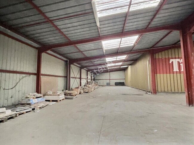 Plus de détails pour Industriel/Logistique à vendre