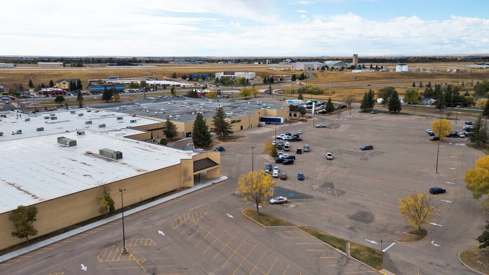 1400 Dell Range Blvd, Cheyenne, WY à louer - Photo de l’immeuble – Image 3 sur 31