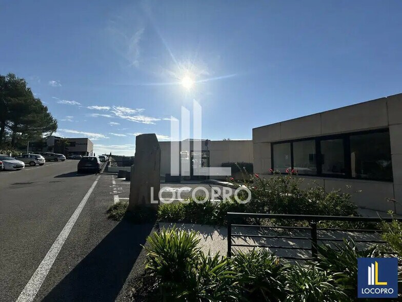 2229 Route Des Cretes, Valbonne à louer - Photo de l’immeuble – Image 3 sur 4
