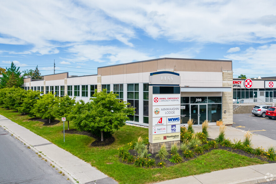1155 Lola St, Ottawa, ON à louer - Photo de l’immeuble – Image 2 sur 5