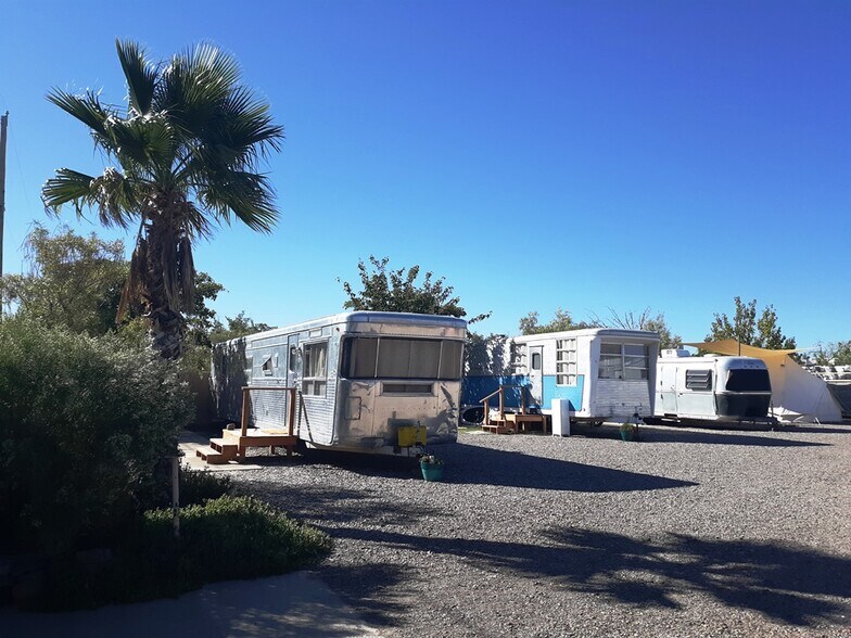 675 S Foch St, Truth Or Consequences, NM à vendre - Photo de l’immeuble – Image 1 sur 9
