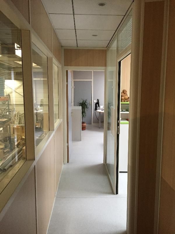 Plus de détails pour Bureau à louer