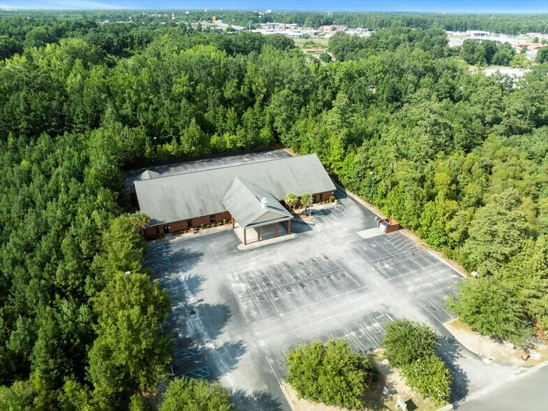 1822 Sally Hill Farms Blvd, Florence, SC à vendre - Photo de l’immeuble – Image 3 sur 61